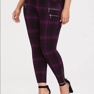 BERRY PLAID PONTE STRETCH ANKLE SKINNY PANT 26